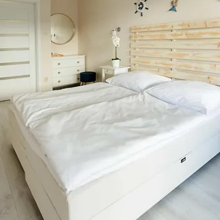 Apartment Vacationclub - Lesna 12b 8 *